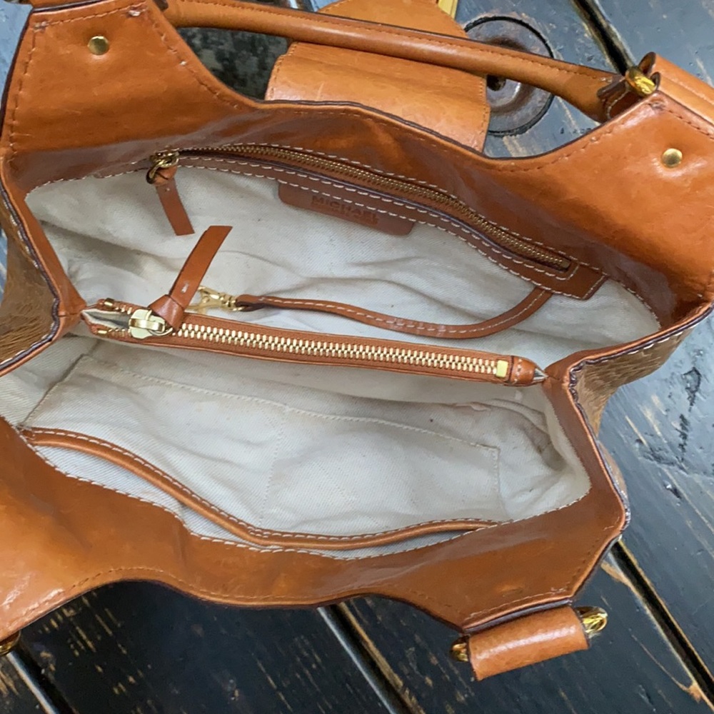 Michael Kors Brown Croc-Embossed Shoulder Bag - Picture 8 of 11
